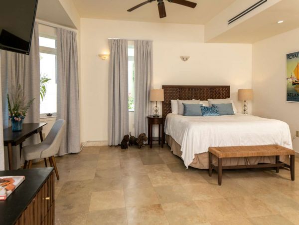 St. John Home 1004580
