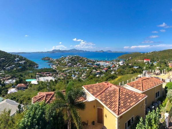 St. John Home 1004581