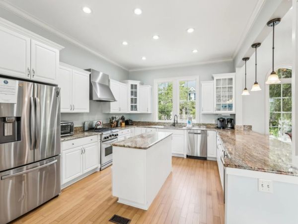 Luxury 6-Bedroom Pet-Friendly Hilton Head Vacation Rental with Pool & Game Room