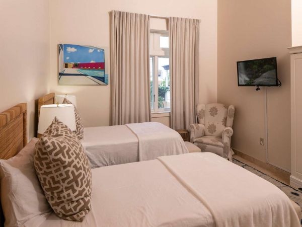 St. John Home 1004626