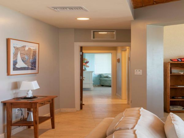 St. John Home 1004634