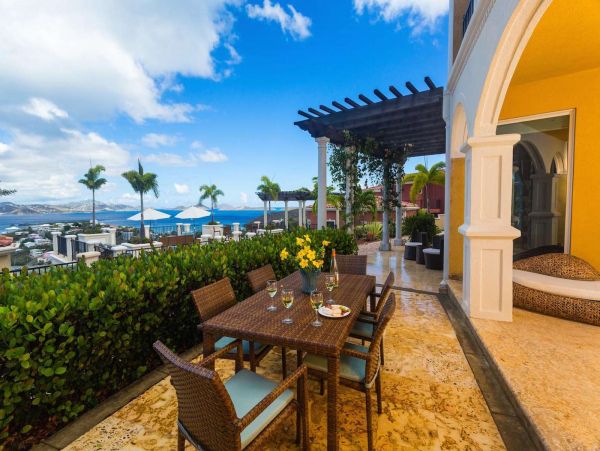 St. John Home 1004640