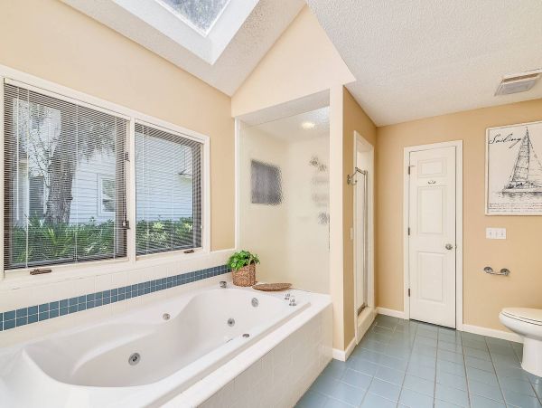 Charming Vacation Home in Hilton Head with Pool Sleeps 10