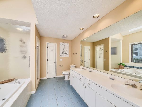 Charming Vacation Home in Hilton Head with Pool Sleeps 10