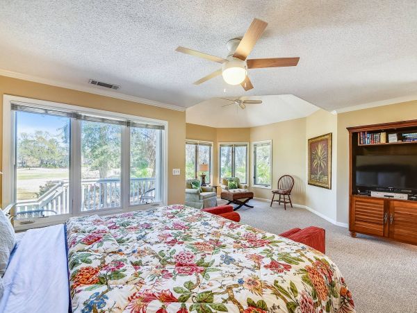 Charming Vacation Home in Hilton Head with Pool Sleeps 10