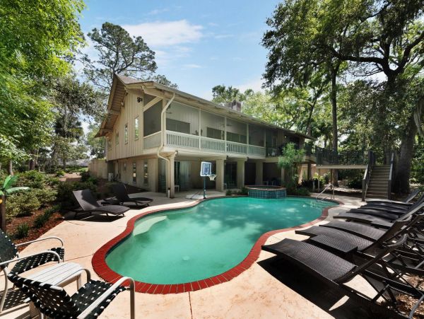 Beautiful Vacation Home in Hilton Head Sleeps 17 Guests