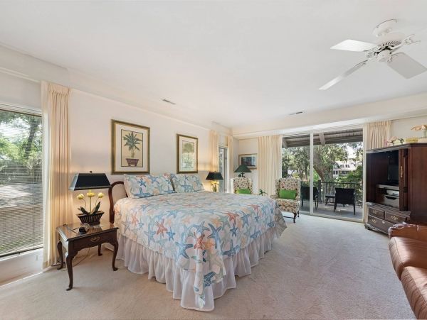 Beautiful Vacation Home in Hilton Head Sleeps 17 Guests