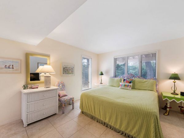 Beautiful Vacation Home in Hilton Head Sleeps 17 Guests