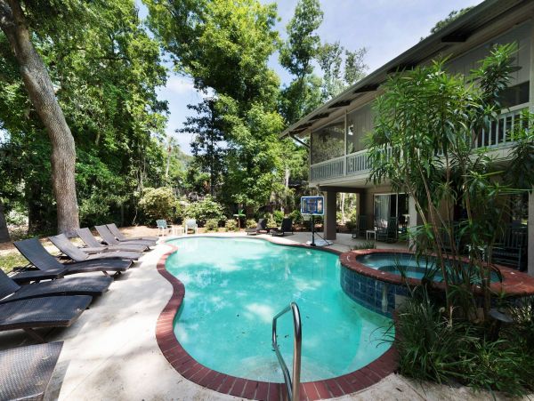Beautiful Vacation Home in Hilton Head Sleeps 17 Guests