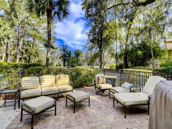 Hilton Head 5 Bedroom Vacation Home Private Pool & Grill