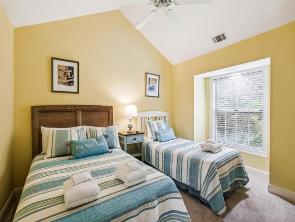 Hilton Head Vacation Rental in Palmetto Dunes 4-Bedroom Home with Pool & Lagoon Dock