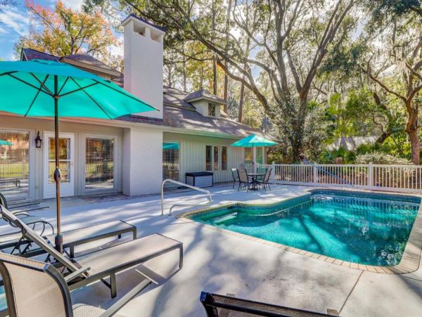 Hilton Head 4 Bedroom Home Private Pool Sleeps 12 Guests