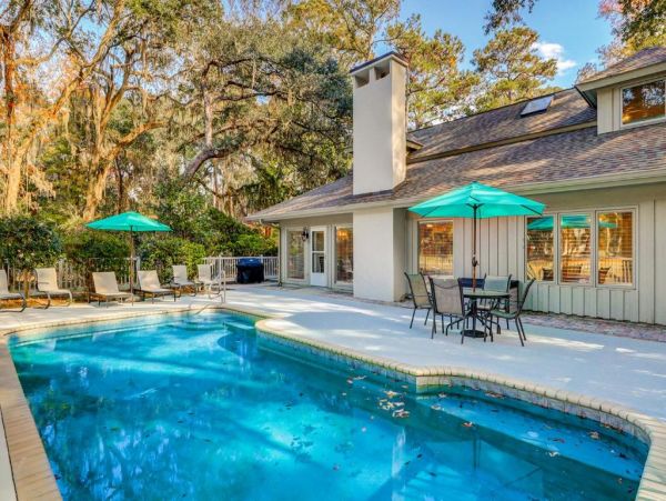 Hilton Head 4 Bedroom Home Private Pool Sleeps 12 Guests
