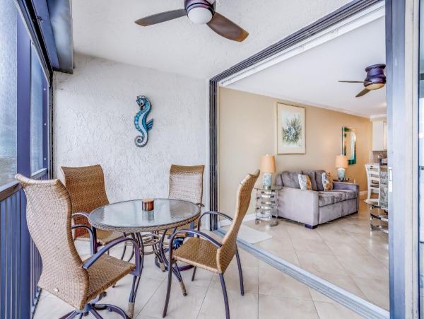 On Beach Fort Myers Vacation Condo Two Bedrooms Gulf Views