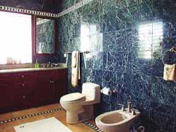 Jamaica Home 1004669
