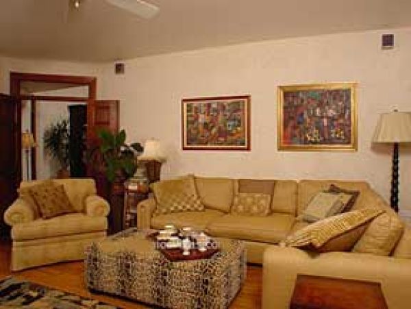Jamaica Home 1004671