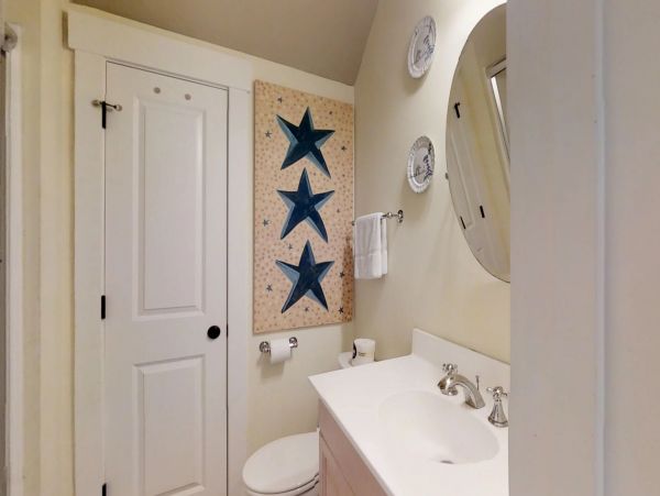 Four Bedroom Walk to Beach Rental Home in Hilton Head