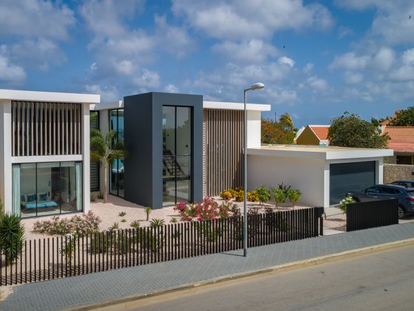 Bonaire Home 1004677