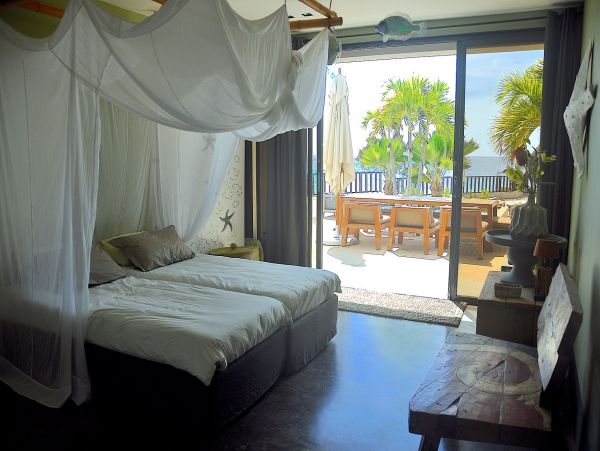 Luxury Bonaire Villa Rental with Private Beach & Pool