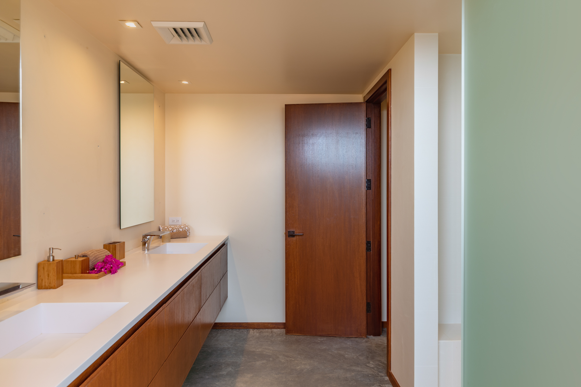 Bonaire Five Bedroom Oceanfront Villa
