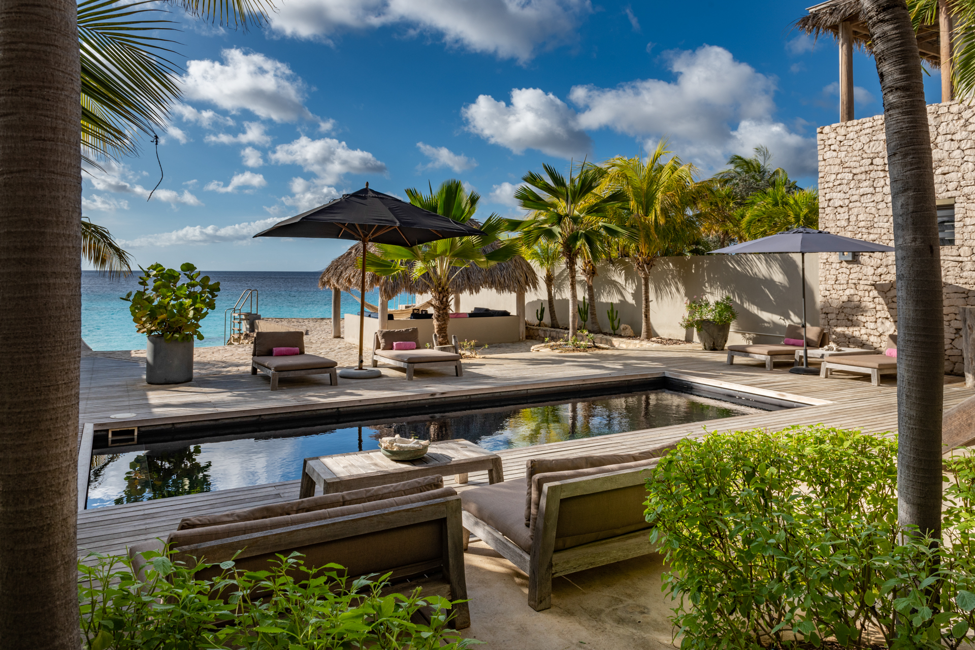 Spectacular Four Bedroom Bonaire Oceanfront Villa