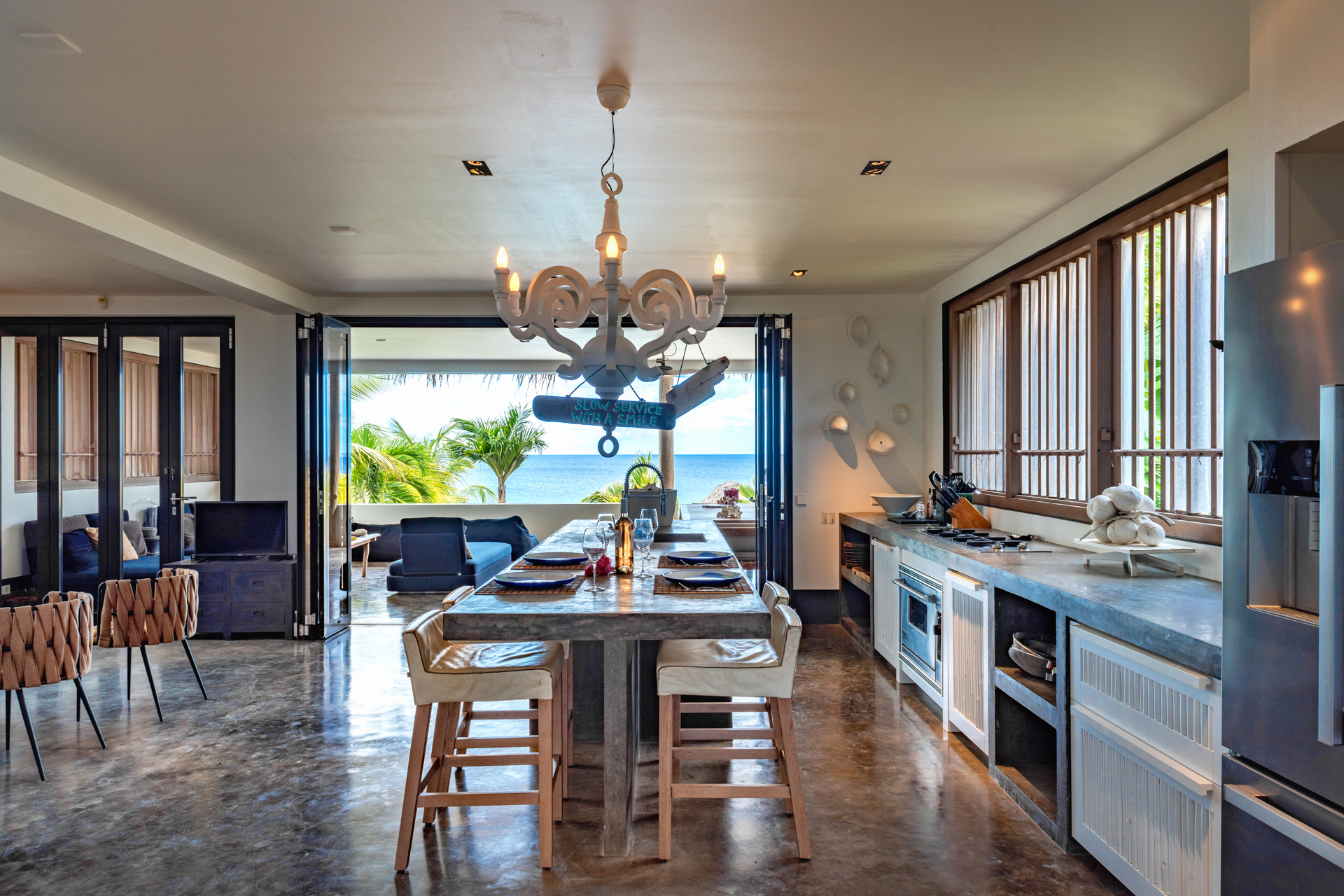 Spectacular Four Bedroom Bonaire Oceanfront Villa