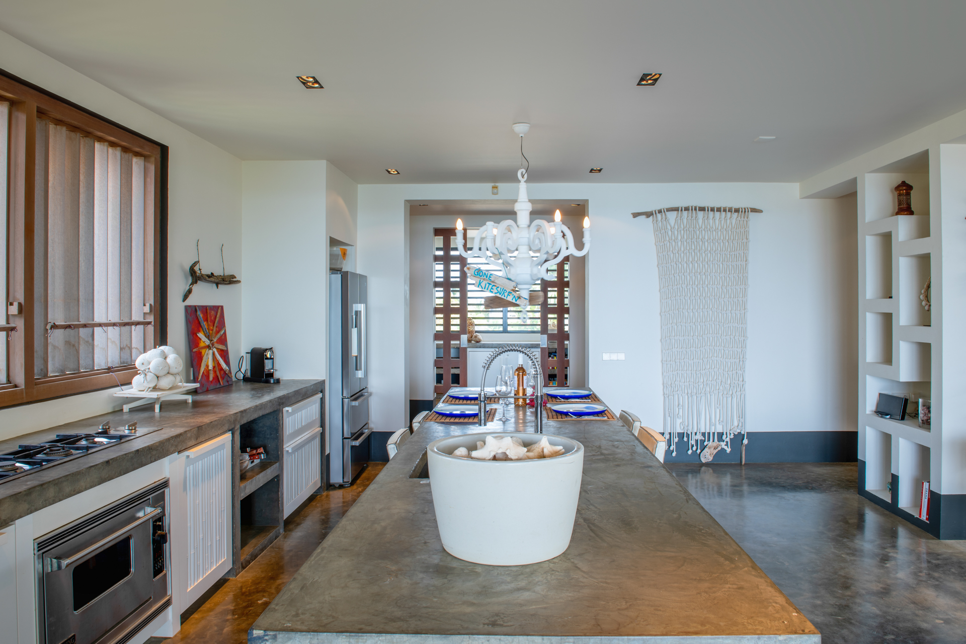 Spectacular Four Bedroom Bonaire Oceanfront Villa