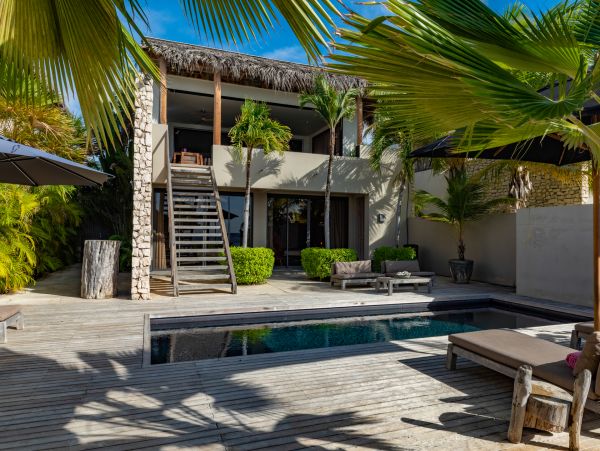 Spectacular Four Bedroom Bonaire Oceanfront Villa