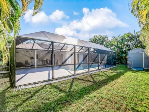 Cape Coral Vacation Home with Three Bedrooms & Private Pool