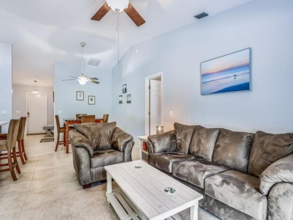 Cape Coral Vacation Home with Three Bedrooms & Private Pool