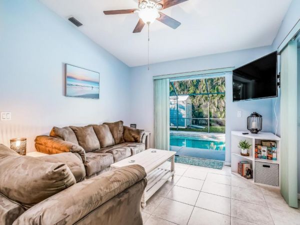 Cape Coral Vacation Home with Three Bedrooms & Private Pool