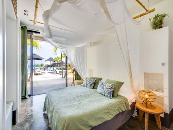 Bonaire Oceanfront Five Bedroom Vacation Villa