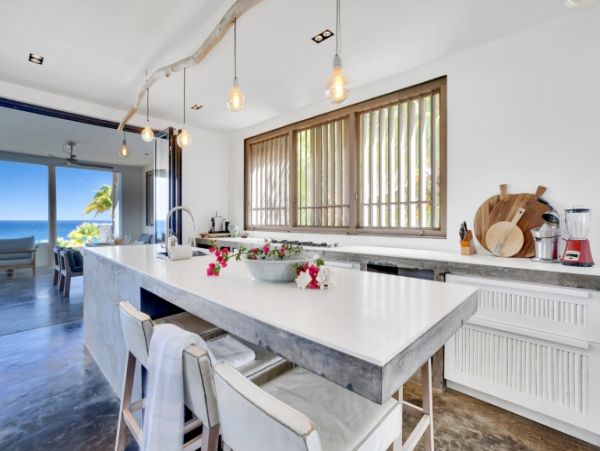Bonaire Oceanfront Five Bedroom Vacation Villa