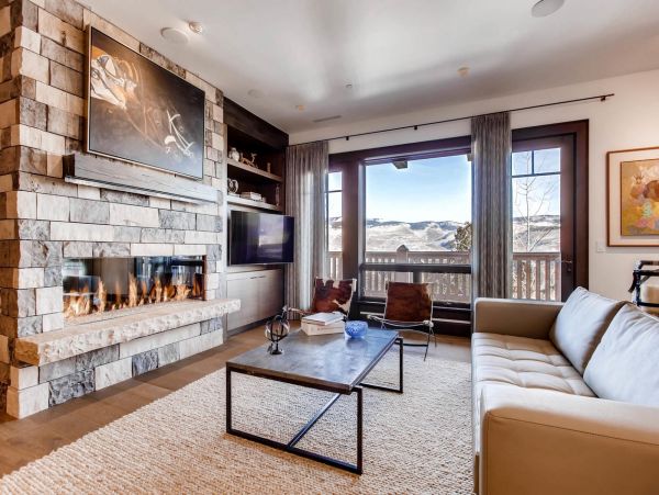 Chic Ski in Ski out Lodge in Beaver Creek with Great Views