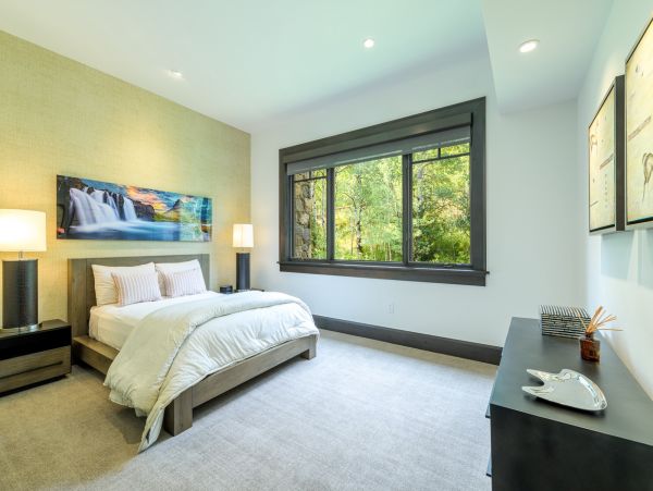 Chic Ski in Ski out Lodge in Beaver Creek with Great Views