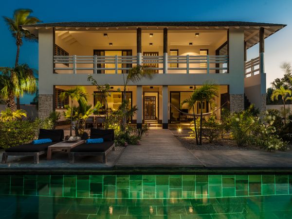 Walk to Beach Four Bedroom Bonaire Vacation Villa
