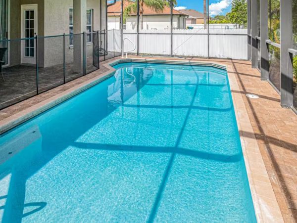 Cape Coral Three Bedroom Vacation Home with Caged Pool