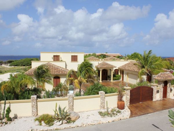 Bonaire Home 1004710