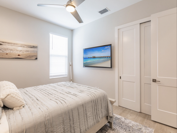 Executive Class Home in Naples Sleeps 10 1.2 Miles to Beach