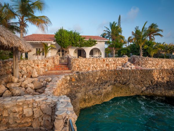 Bonaire Home 1004716