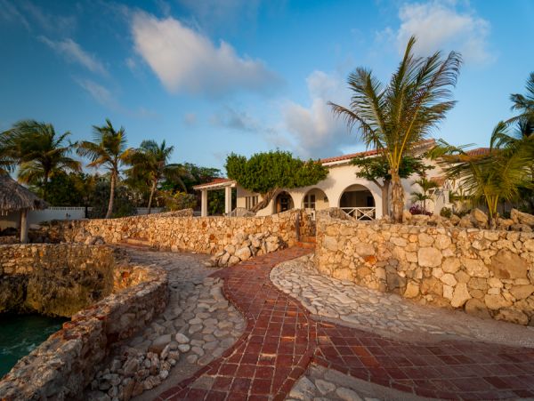 Bonaire Home 1004716