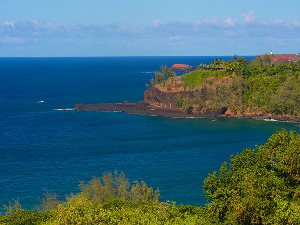 Luxurious Vacation Villa in Kauai Pool Three Bedroom Plus Den