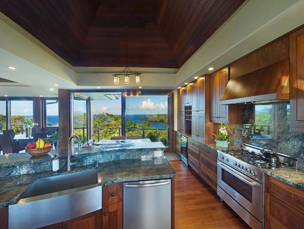 Luxurious Vacation Villa in Kauai Pool Three Bedroom Plus Den