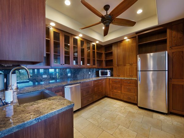 Luxurious Vacation Villa in Kauai Pool Three Bedroom Plus Den