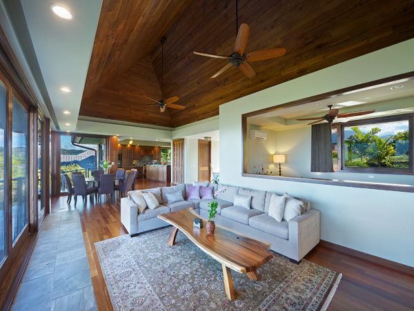 Luxurious Vacation Villa in Kauai Pool Three Bedroom Plus Den
