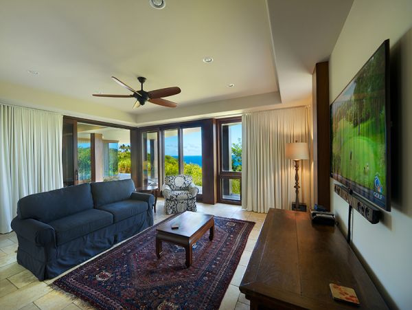 Luxurious Vacation Villa in Kauai Pool Three Bedroom Plus Den