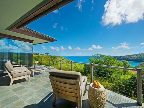 Luxurious Vacation Villa in Kauai Pool Three Bedroom Plus Den