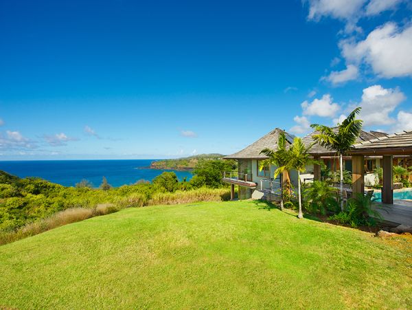 Luxurious Vacation Villa in Kauai Pool Three Bedroom Plus Den