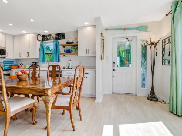 Three Bedroom Bonita Springs Bay Front Vacation Duplex
