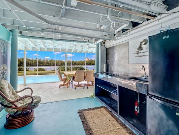 Three Bedroom Bonita Springs Bay Front Vacation Duplex